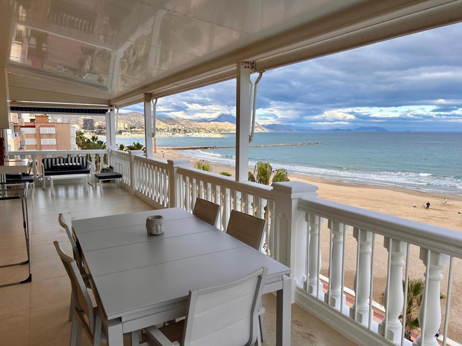 Beach House Brotonss El Campello Exterior photo