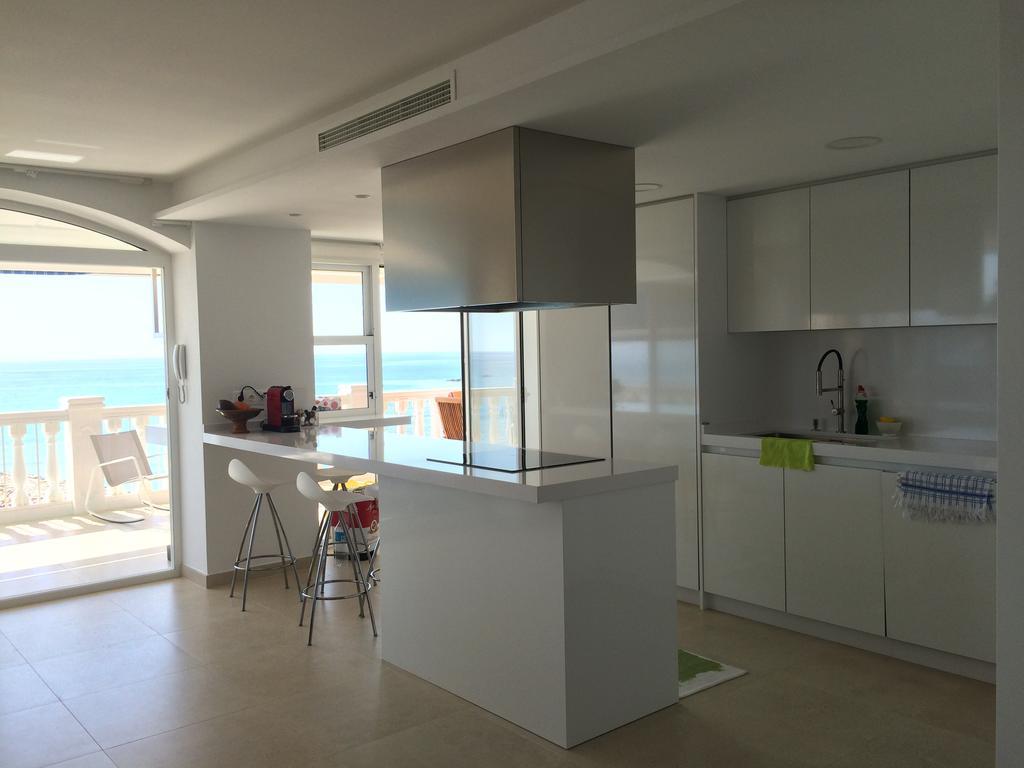 Beach House Brotonss El Campello Exterior photo